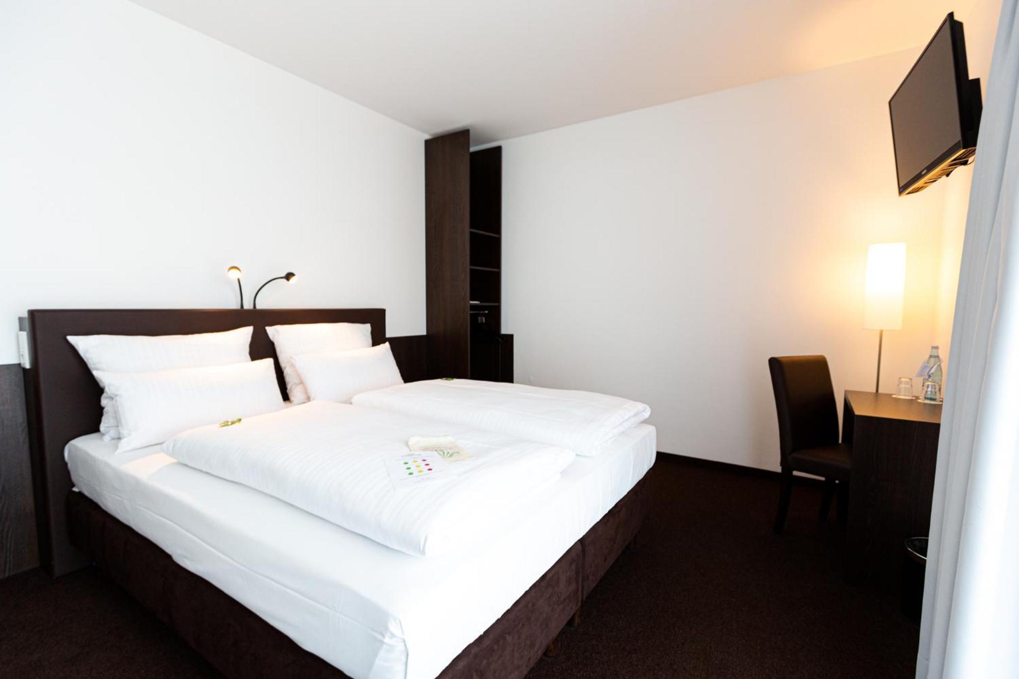 Tobbaccon Hotel Bensheim Exterior foto